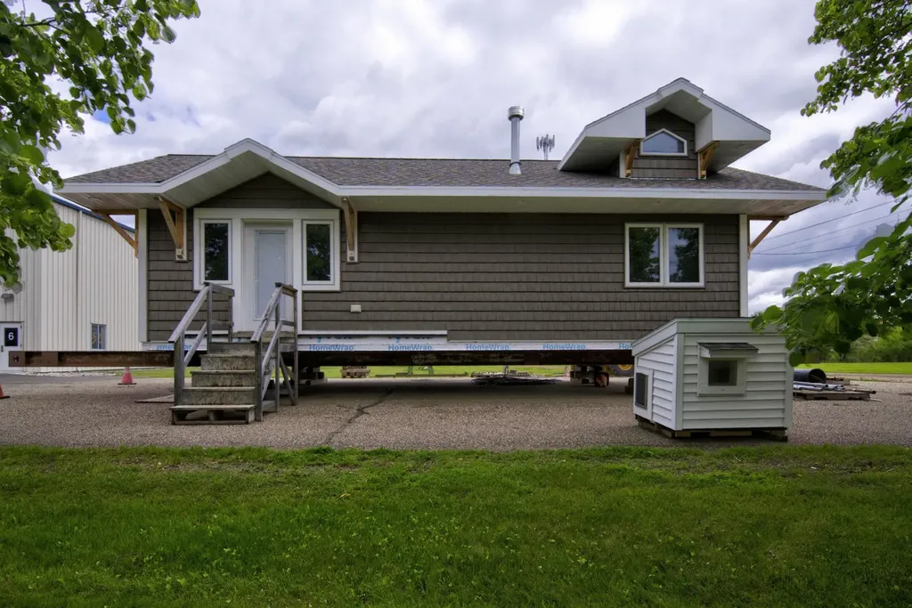 801 Valley Avenue SE Valley City ND 58072