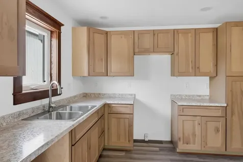 801 Valley Avenue SE Valley City ND 58072