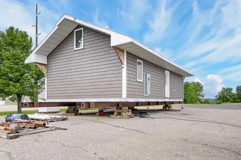 801 Valley Avenue SE Valley City ND 58072