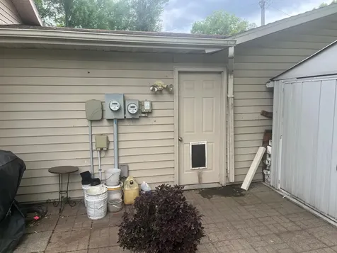 301 5th Street SW Hankinson ND 58041