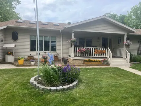 301 5th Street SW Hankinson ND 58041