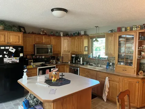 301 5th Street SW Hankinson ND 58041