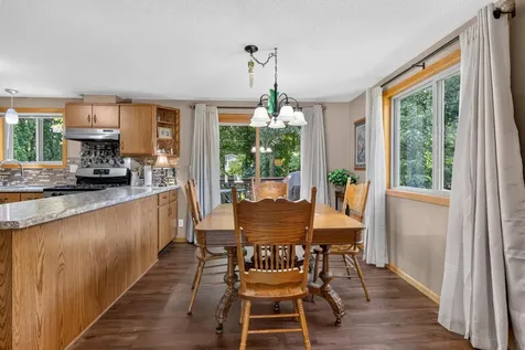 5795 Amy Lane Maple Plain MN 55359