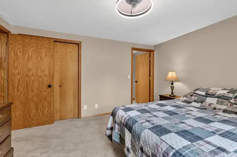 5795 Amy Lane Maple Plain MN 55359