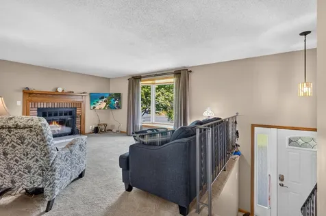 5795 Amy Lane Maple Plain MN 55359