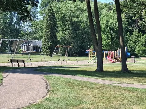 5795 Amy Lane Maple Plain MN 55359