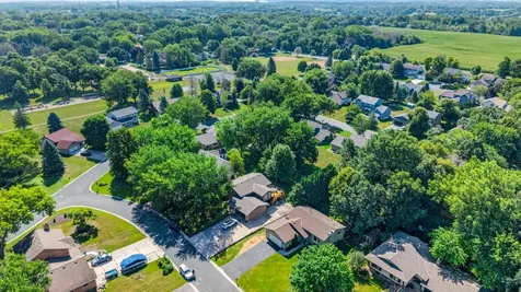 5795 Amy Lane Maple Plain MN 55359