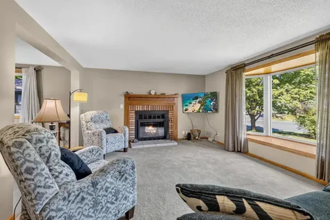 5795 Amy Lane Maple Plain MN 55359