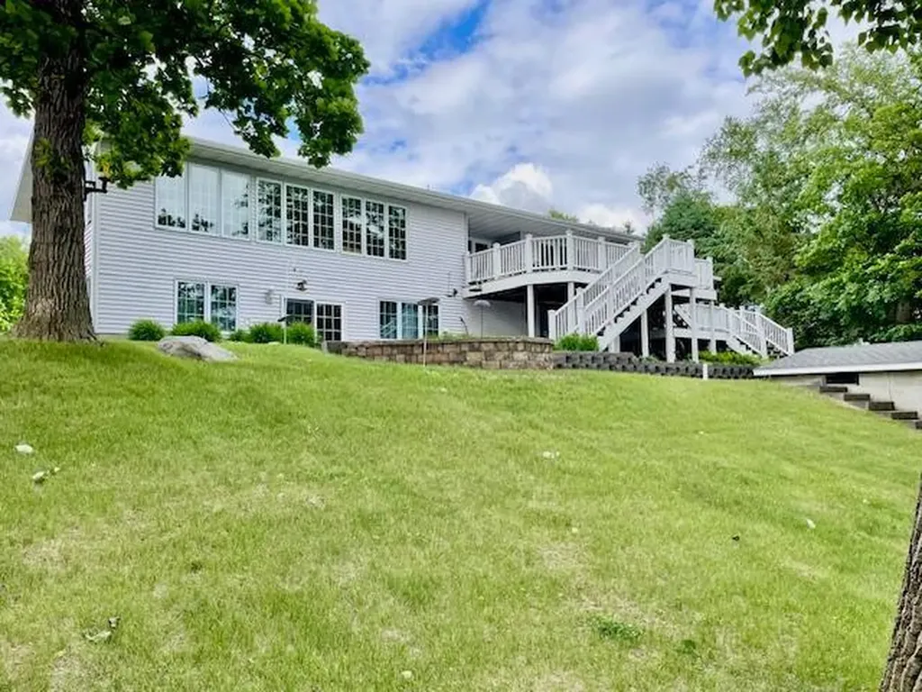 48210 Flicker Lane Ottertail MN 56571
