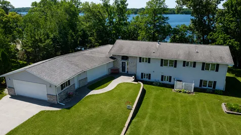 48210 Flicker Lane Ottertail MN 56571
