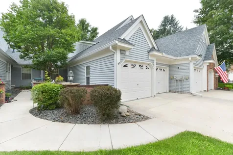 1262 Pond View Lane White Bear Lake MN 55110
