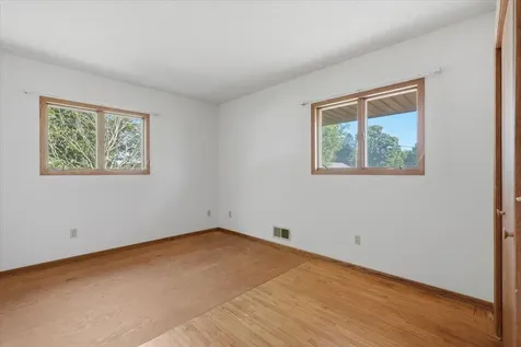 796 Magnor Lake Drive Clayton WI 54004