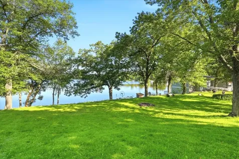796 Magnor Lake Drive Clayton WI 54004