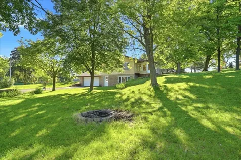 796 Magnor Lake Drive Clayton WI 54004