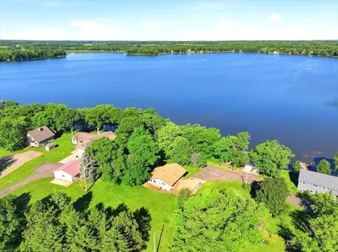 796 Magnor Lake Drive Clayton WI 54004