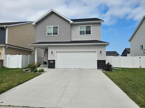 7405 17th Street S Fargo ND 58104