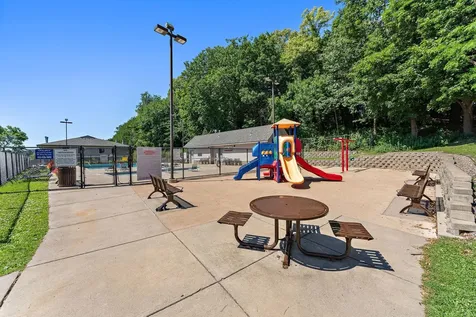 1224 Wagon Wheel Road Hopkins MN 55343