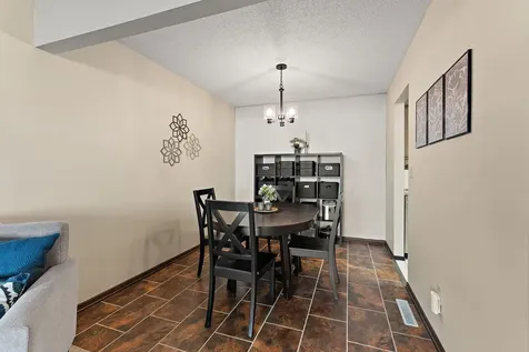 1224 Wagon Wheel Road Hopkins MN 55343