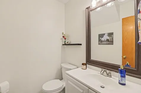 8443 Cortland Road Eden Prairie MN 55344