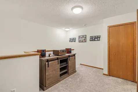 8443 Cortland Road Eden Prairie MN 55344