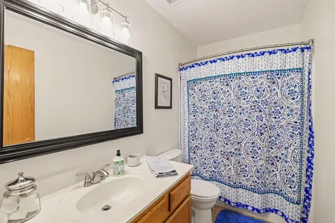 8443 Cortland Road Eden Prairie MN 55344