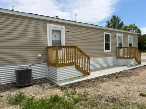 1611 6th Avenue E Alexandria MN 56308