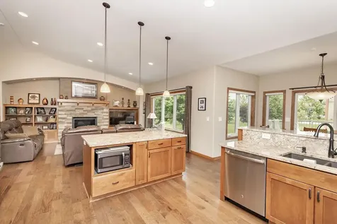 3814 22nd Avenue S Moorhead MN 56560