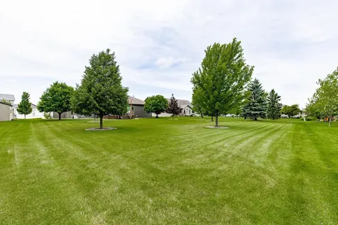3814 22nd Avenue S Moorhead MN 56560