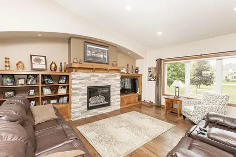 3814 22nd Avenue S Moorhead MN 56560