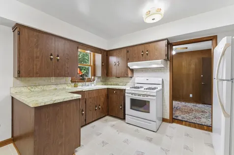 5801 Orchard Avenue N Crystal MN 55429