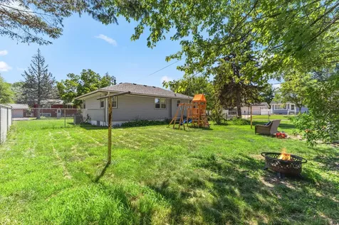 5801 Orchard Avenue N Crystal MN 55429