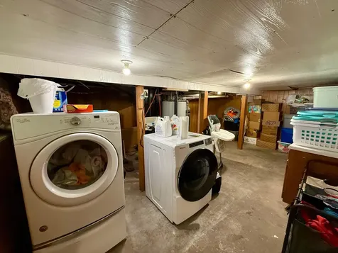 744 5th Avenue NW Valley City ND 58072