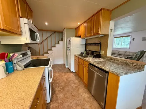 744 5th Avenue NW Valley City ND 58072