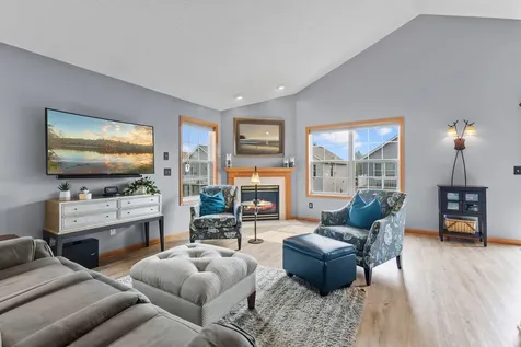 7527 Hampton Lane Shakopee MN 55379