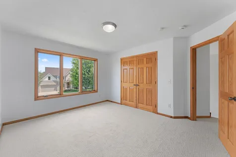 6172 104th Circle N Brooklyn Park MN 55443
