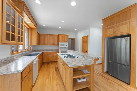 6172 104th Circle N Brooklyn Park MN 55443