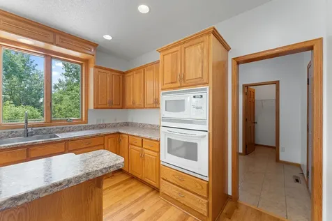 6172 104th Circle N Brooklyn Park MN 55443