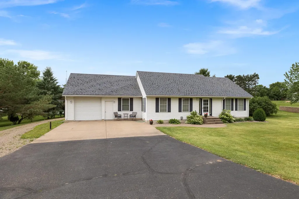 14145 242nd Avenue Pierz MN 56364