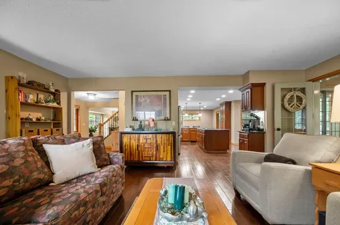 12500 Dorchester Trail Apple Valley MN 55124