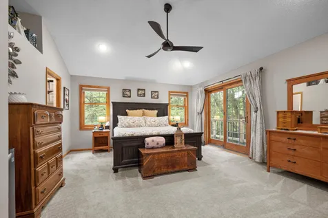 12500 Dorchester Trail Apple Valley MN 55124