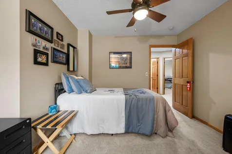 12500 Dorchester Trail Apple Valley MN 55124