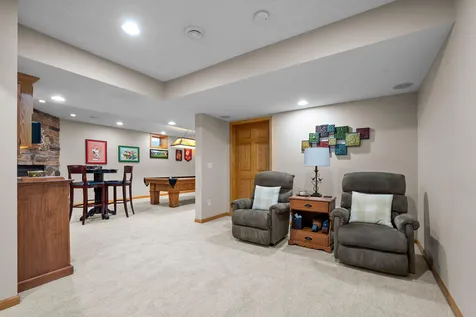 12500 Dorchester Trail Apple Valley MN 55124