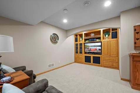 12500 Dorchester Trail Apple Valley MN 55124