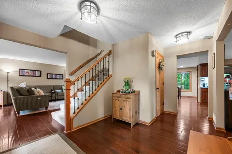 12500 Dorchester Trail Apple Valley MN 55124