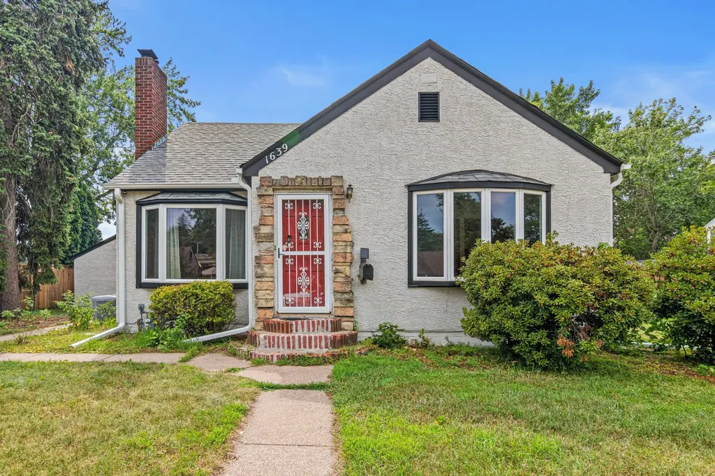 1639 Chamber Street Saint Paul MN 55106