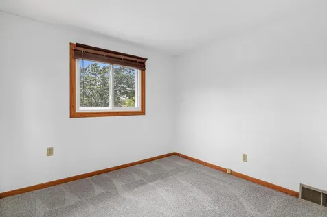 1639 Chamber Street Saint Paul MN 55106