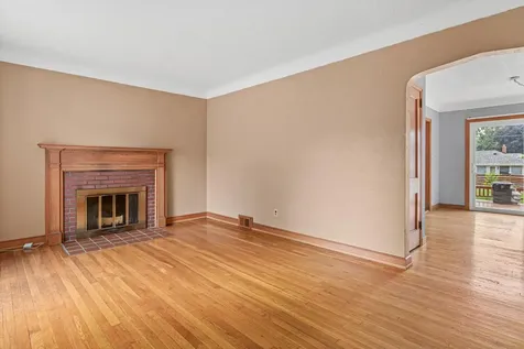 1639 Chamber Street Saint Paul MN 55106
