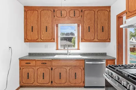 1639 Chamber Street Saint Paul MN 55106