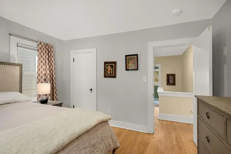2132 Stanford Avenue Saint Paul MN 55105