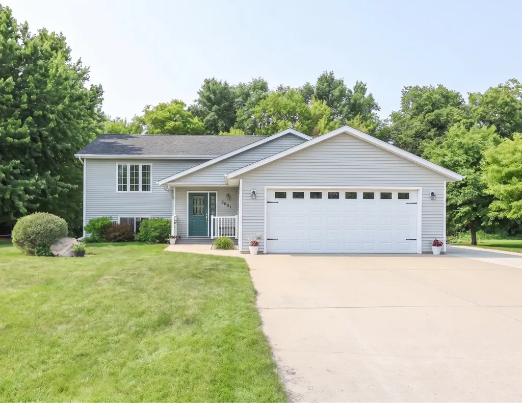 2501 Shadow Lane SE Alexandria MN 56308